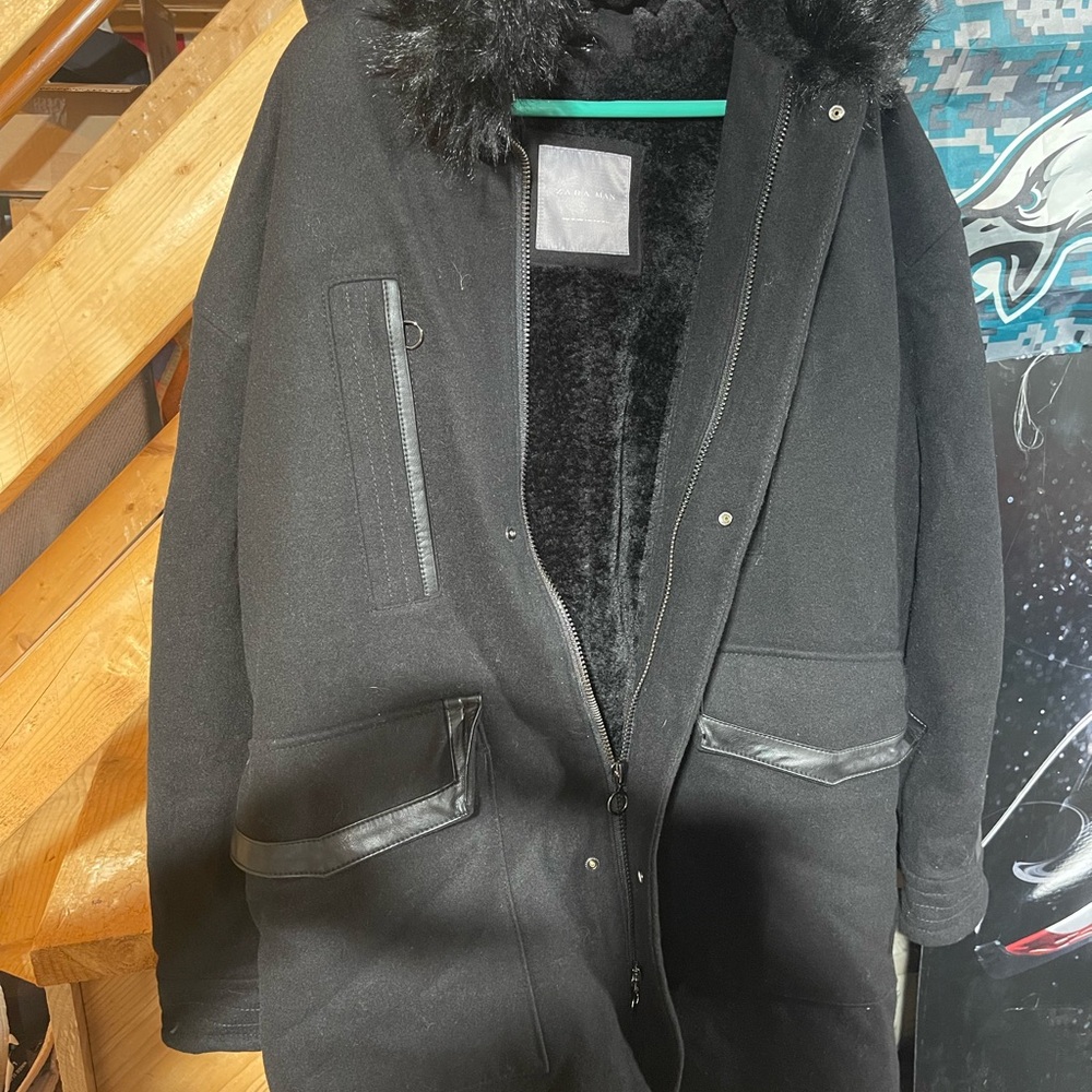 Men’s Zara jacket fur